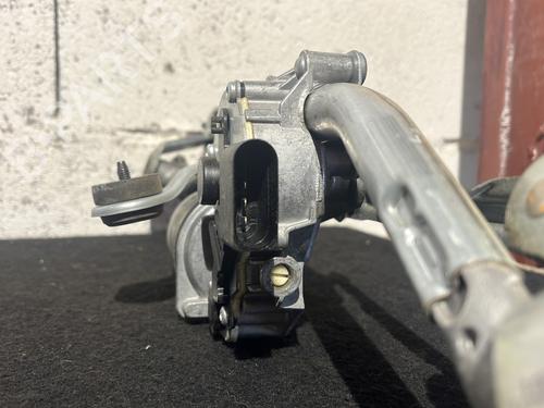 front-wiper-motor-audi-a1-8x1-8xk-2010-2011-2012-2013-2014-2015-2016-2017-2018-2019-27869706 main image