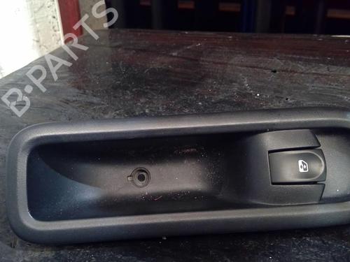 right-front-window-switch-renault-twingo-ii-cn0_-15-dci-cn0e-2007-21858505 main image
