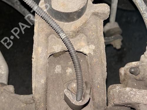 Used Right front steering knuckle PEUGEOT 1007 (KM_) 1.4 HDi (68 hp) 20870282