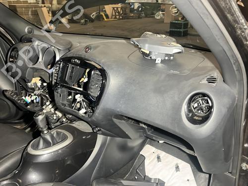 Używane Deska rozdzielcza NISSAN JUKE (F15) 1.5 dCi (110 hp) 30303060