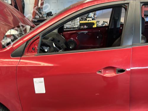 Used Left front door HYUNDAI ix35 (LM, EL, ELH) 2.0 CRDi (136 hp) 25844182