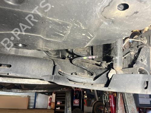 Used Rear axle Rear axle RENAULT CLIO V (B7_) 1.0 TCe 100 (B7MT) (101 hp) 27221225 27221225