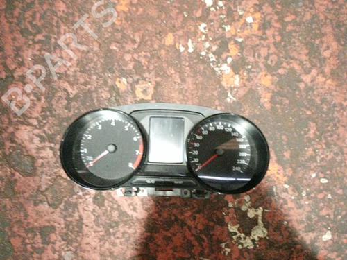Used Instrument cluster VW POLO V (6R1, 6C1) 1.0 (60 hp) 20862837
