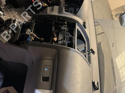 Used Dashboard VW TOURAN (1T1, 1T2) 2.0 TDI 16V (140 hp) 20870352