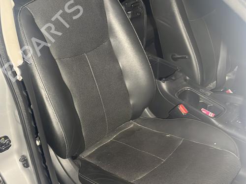 Sæde højre fortil NISSAN PULSAR Hatchback (C13) 1.5 dCi (110 hp) 25338378