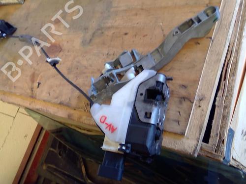 Used Front right lock PEUGEOT 308 I (4A_, 4C_) 1.6 HDi (109 hp) 20867470