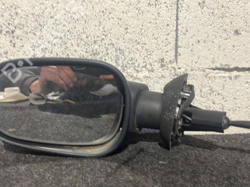 Retrovisor esquerdo DACIA LOGAN (LS_) 1.4 (LS0A, LS0C, LS0E, LS0G) (75 hp) 30770501