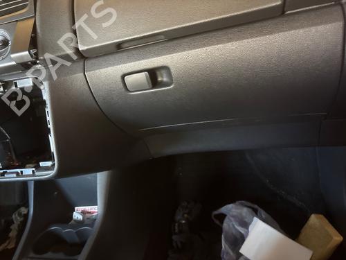 Used Glove box Glove box 39086565 39086565
