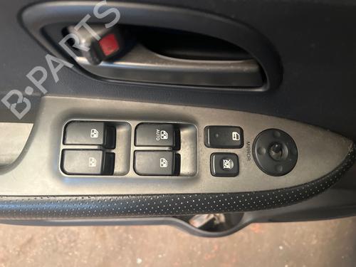 Left front window switch KIA CARENS III MPV (UN) 2.0 CRDi 115 | BP35903688I27  - Image 9