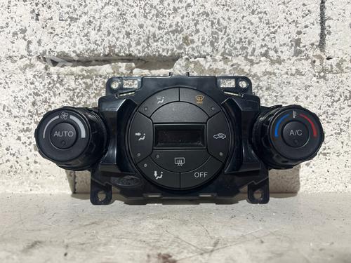 Used Climate control Climate control FORD FIESTA VI (CB1, CCN) 1.0 EcoBoost (100 hp) 34172562 34172562