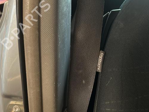 Used Front right seatbelt Front right seatbelt TOYOTA YARIS (_P9_) 1.4 D-4D (NLP90_, NLP90R) (90 hp) 20860230 20860230