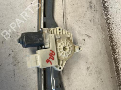 Rudehejsemotor bagstkærm venstre PEUGEOT 308 II (LB_, LP_, LW_, LH_, L3_) 1.6 HDi (92 hp) 21862980