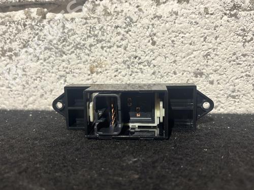 Used Right rear window switch Right rear window switch PEUGEOT ION Electric (64 hp) 26237091 26237091