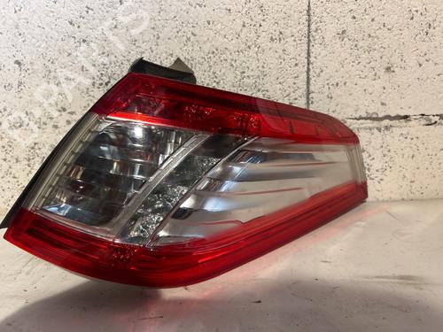 right-taillight-peugeot-508-sw-i-8e_-2010-2011-2012-2013-2014-2015-2016-2017-2018-39664377 main image