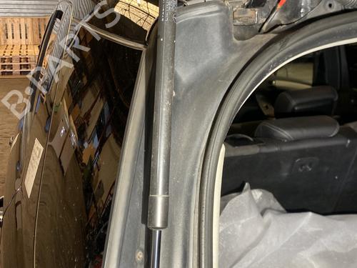 Used Tailgate lift support MERCEDES-BENZ M-CLASS (W164) ML 320 CDI 4-matic (164.122) (224 hp) 24147130