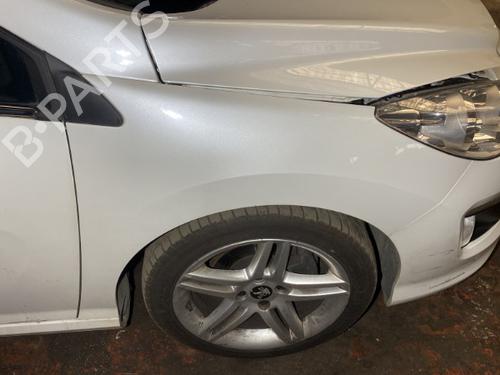 Used Right front fenders PEUGEOT 308 CC (4B_) 1.6 HDi (111 hp) 20861971