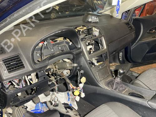 Used Dashboard Dashboard TOYOTA AVENSIS Saloon (_T27_) 2.2 D-4D (ADT271_, ADT271R) (150 hp) 21864929 21864929