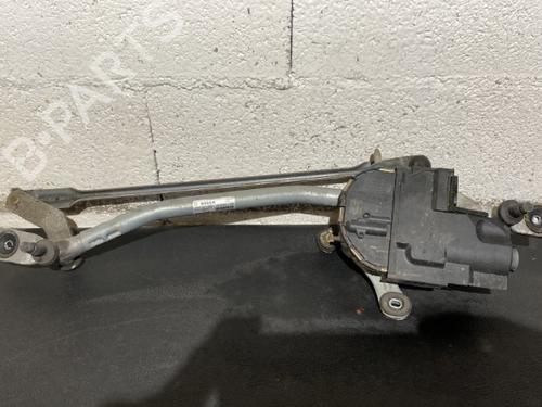 Used Front wiper motor VOLVO V40 Hatchback (525) D2 (120 hp) 21864902