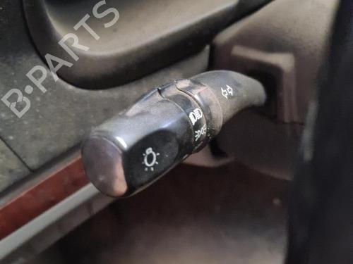 Used Headlight switch HYUNDAI SANTA FÉ II (CM) 2.2 CRDi GLS 4x4 (150 hp) 20861096