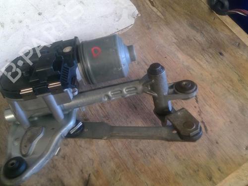 Used Front wiper motor PEUGEOT 5008 (0U_, 0E_) 1.6 HDi (110 hp) 21861285