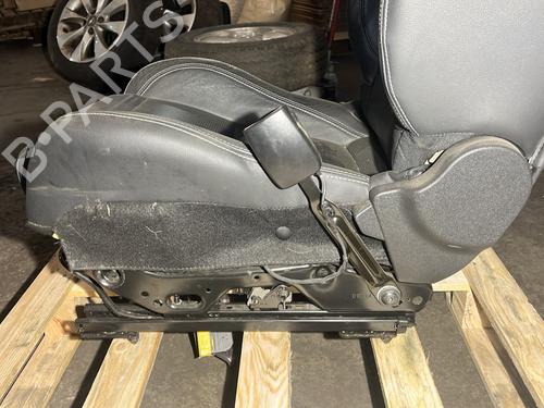 Right front seat RENAULT MEGANE III Coupe (DZ0/1_) 2.0 R.S. | BP29627451C16 