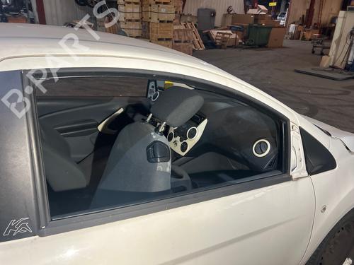 Used Right front door Right front door FORD KA (RU8) 1.2 (69 hp) 39894415 39894415