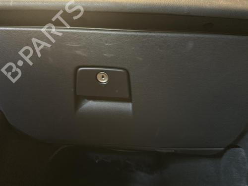 Used Glove box VOLVO V50 (545) 1.6 D (110 hp) 25844391