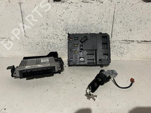 Electronic module PEUGEOT 407 (6D_) 1.8 (6D6FZB) | BP38426432M83 - Image 3