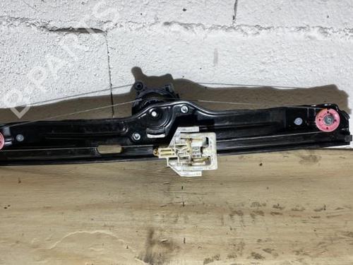 Used Front left window mechanism Front left window mechanism FIAT 500L (351_, 352_) 1.6 D Multijet (199LYD1B) (105 hp) 20869411 20869411