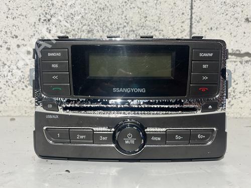 Used Radio Radio SSANGYONG REXTON W / REXTON 2.0 Xdi All-wheel Drive (155 hp) 31648388 31648388