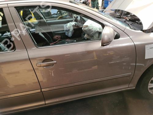 Used Right front door SKODA OCTAVIA II Combi (1Z5) 1.6 TDI (105 hp) 20871726