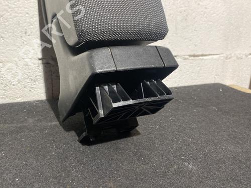 Armrest / Center console CITROËN C4 CACTUS 1.6 BlueHDi 100 | BP21865847I20 - Image 1