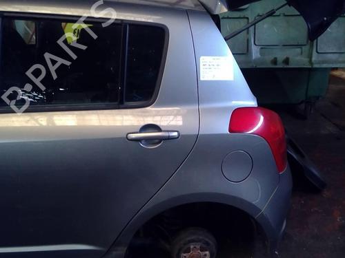 Dør venstre bak SUZUKI SWIFT III (MZ, EZ) 1.3 (RS413, ZC11S) (92 hp) 20867740