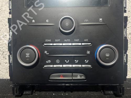 Display monitor RENAULT MEGANE IV Hatchback (B9A/M/N_) 1.5 dCi 110 (B9A3) | BP29422521C48 