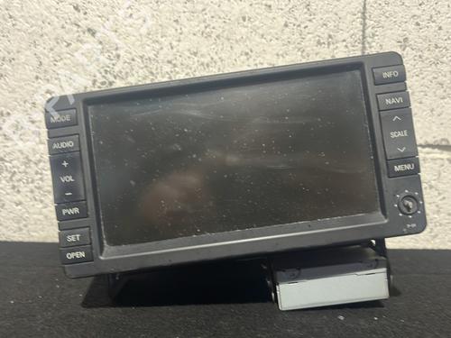 Used Radio PEUGEOT 4007 (VU_, VV_) 2.2 HDi (156 hp) 29564097