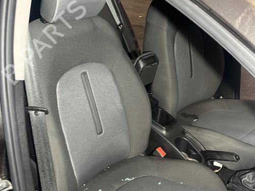 Right front seat FIAT BRAVO II (198_) 1.6 D Multijet (198AXL1B) | BP29477963C16 
