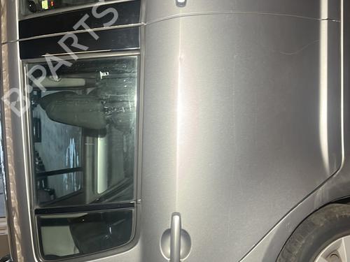 Used Right rear door SUZUKI SWIFT III (MZ, EZ) 1.3 (RS413, ZC11S) (92 hp) 29318550