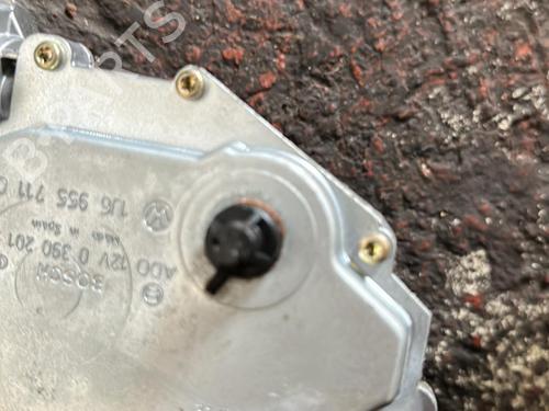 Rear wiper motor VW GOLF IV (1J1) 1.6 | BP20863187M102 