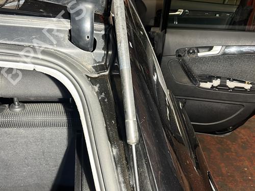 Used Tailgate lift support AUDI A3 Sportback (8PA) 2.0 TDI (140 hp) 26006546