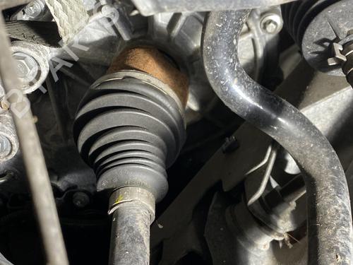 Used Left front driveshaft Left front driveshaft RENAULT ZOE (BFM_) ZOE (88 hp) 23797229 23797229