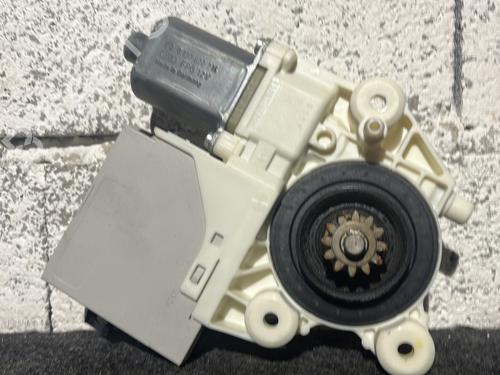 right-front-window-motor-ford-focus-ii-da_-hcp-dp-2004-2005-2006-2007-2008-2009-2010-2011-2012-2013-30854164 main image