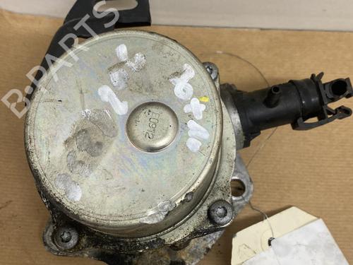 Used Vacuum pump PEUGEOT 308 I (4A_, 4C_) 1.6 HDi (90 hp) 21862408