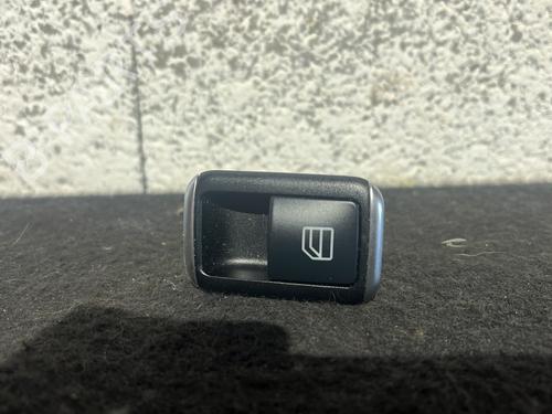 Used Left rear window switch MERCEDES-BENZ E-CLASS Coupe (C207) E 220 CDI (207.302) (163 hp) 27977477