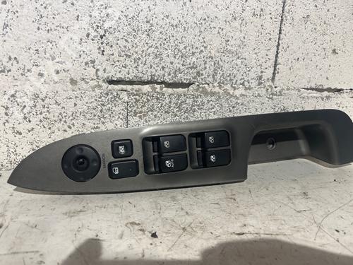 Used Left front window switch Left front window switch 35903688 35903688