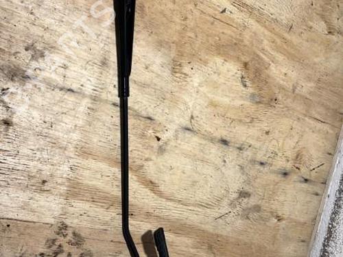 Vindspejlsviskerarm CITROËN C3 III (SX) 1.2 VTi 82 | BP21863918C143