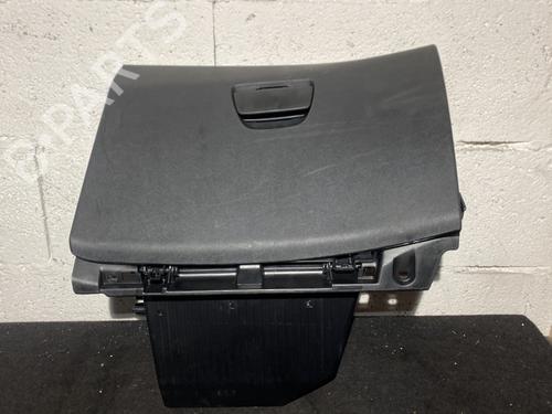 Used Glove box PEUGEOT 208 I (CA_, CC_) 1.6 HDi (92 hp) 22894164