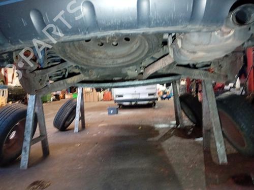Used Rear axle KIA CARENS III MPV (UN) 2.0 CRDi 135 (136 hp) 21865918