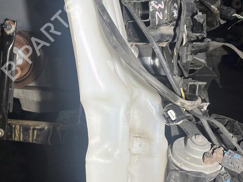 Windscreen washer tank RENAULT MEGANE IV Hatchback (B9A/M/N_) 1.5 dCi 110 (B9A3) | BP29422555C113 