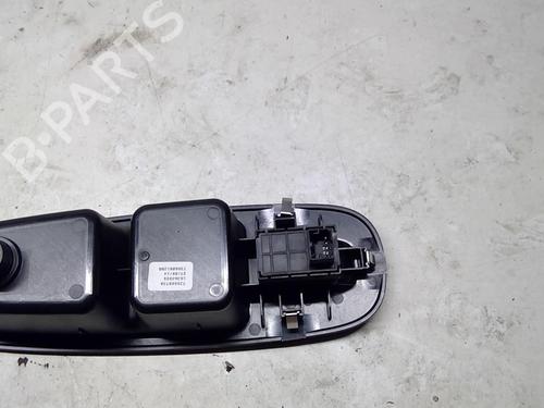 Used Right front window switch Right front window switch FIAT 500L (351_, 352_) 1.3 D Multijet (199LXY1A, 199LXY11) (84 hp) 21862220 21862220