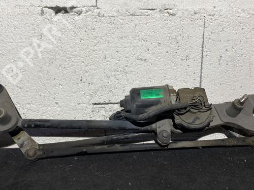 Used Front wiper motor KIA SORENTO I (JC) 2.5 CRDi (170 hp) 22894039